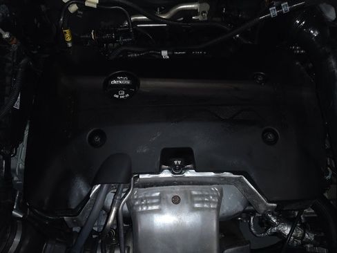Used 2019 Chevrolet Equinox LT FWD image 30