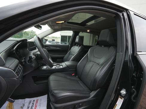 Used 2025 INFINITI QX60 Luxe AWD/4WD image 34