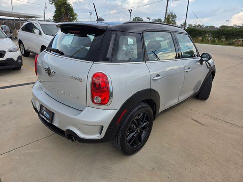 Used 2016 MINI Cooper Countryman S FWD image 2