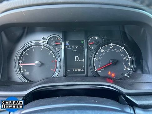 Used 2024 Toyota 4Runner SR5 Premium AWD/4WD image 25