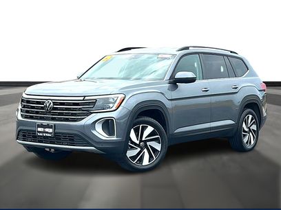 Used 2025 Volkswagen Atlas SE