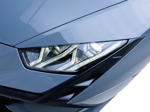 Used 2023 Lamborghini Huracan Tecnica RWD image 16