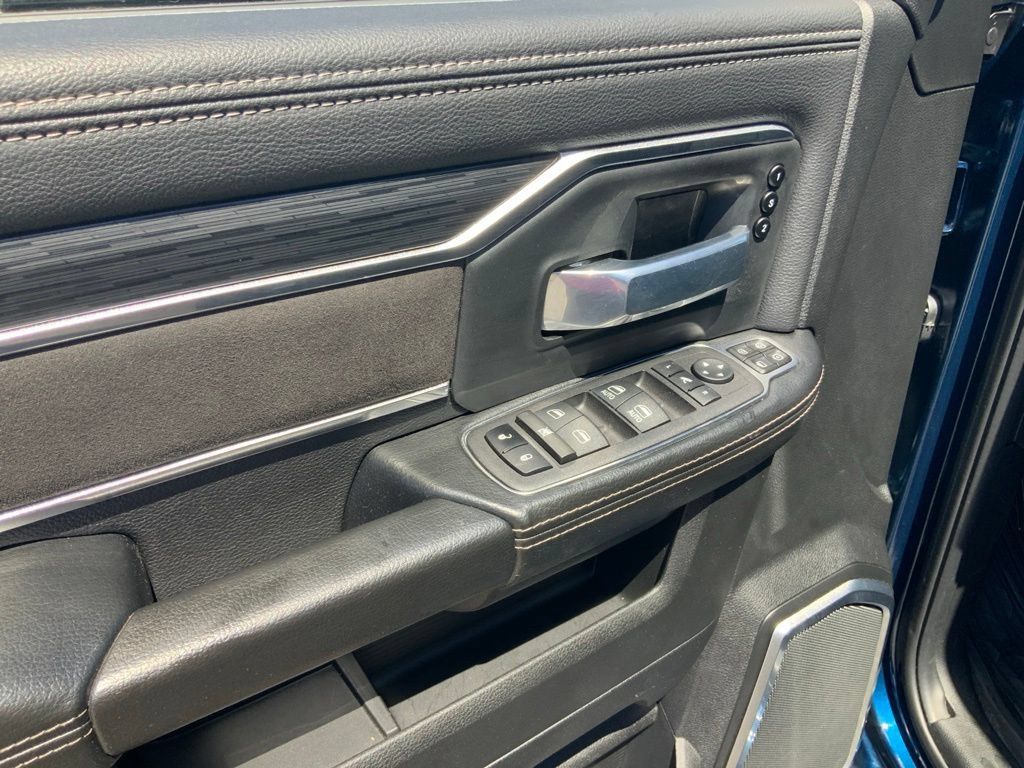 Used 2024 RAM 3500 Laramie w/ Sport Appearance Package AWD/4WD image 15