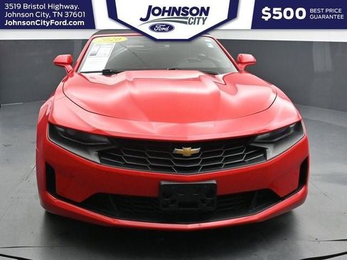 Used 2020 Chevrolet Camaro LT RWD image 4