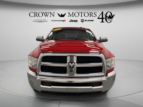 Used 2018 RAM 2500 SLT AWD/4WD image 2