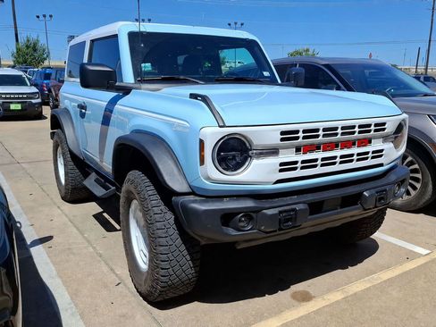 Used 2024 Ford Bronco Heritage Edition AWD/4WD image 6