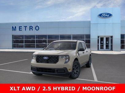 New 2025 Ford Maverick XLT w/ Equipment Group 301A