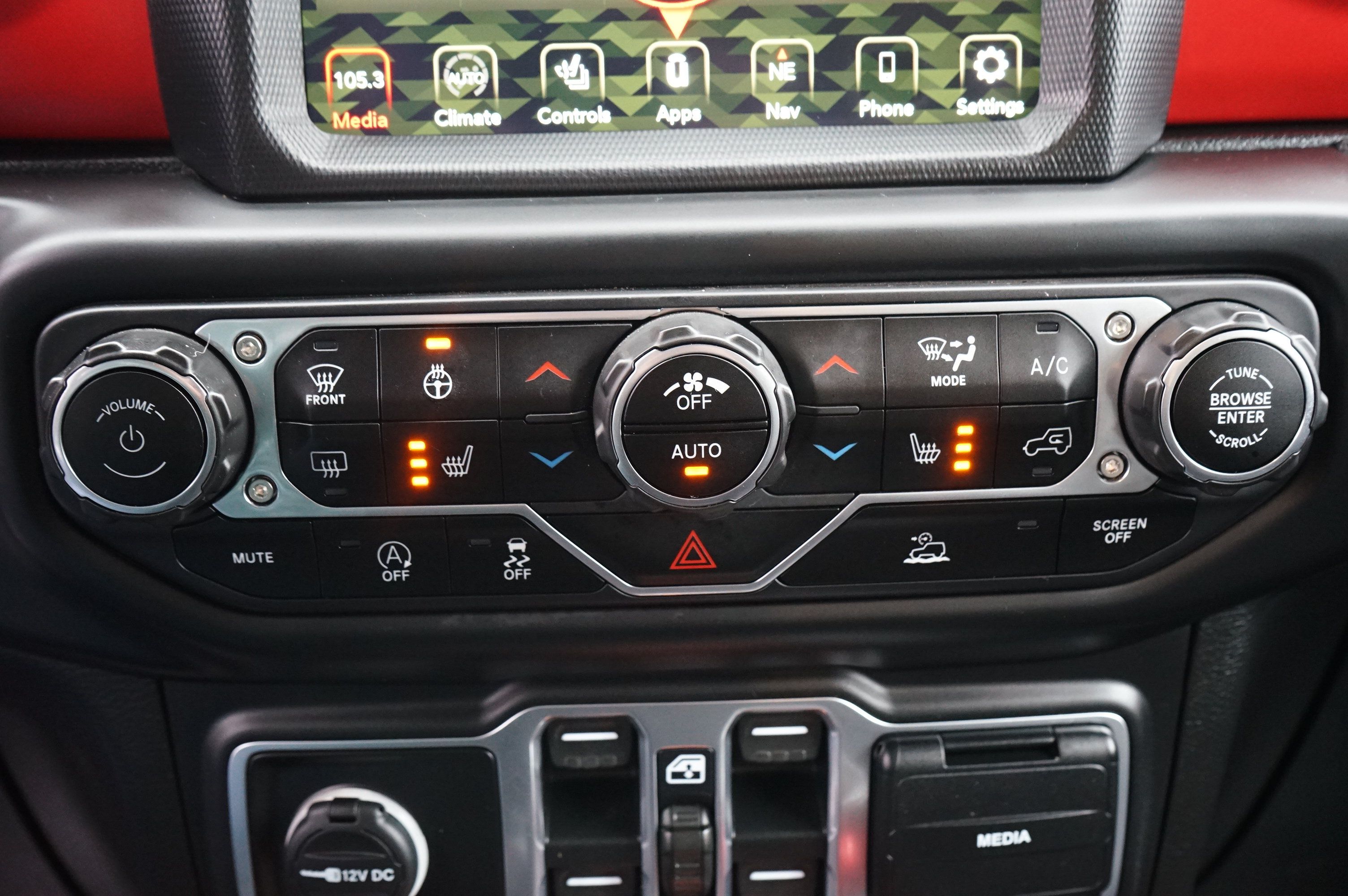 Used 2020 Jeep Gladiator Rubicon AWD/4WD image 24