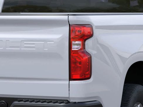 New 2026 Chevrolet Silverado 1500 W/T image 11