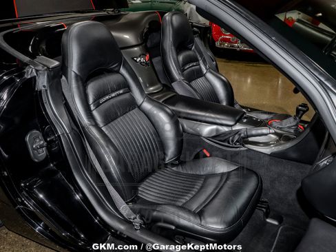 Used 2002 Chevrolet Corvette Convertible w/ Preferred Equipment Group2 image 6