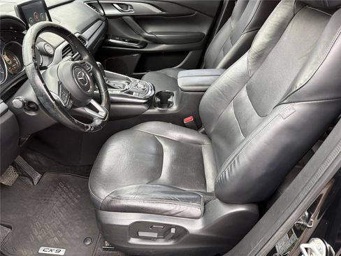 Used 2018 MAZDA CX-9 Touring w/ Touring Premium Package image 10