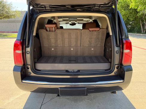 Used 2016 Chevrolet Tahoe LTZ AWD/4WD image 4