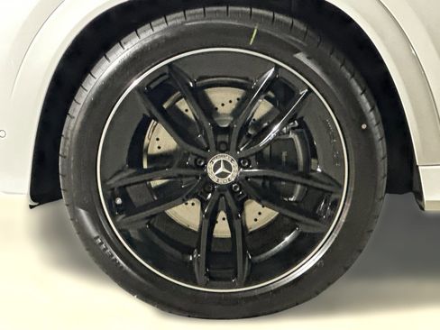 New 2026 Mercedes-Benz GLE 580 4MATIC image 11