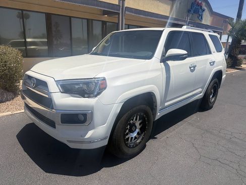 Used 2015 Toyota 4Runner Limited AWD/4WD image 2