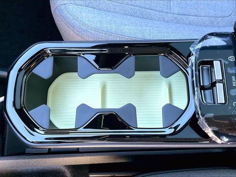 New 2026 Volvo EX30 Ultra image 10