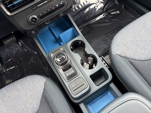 New 2025 Ford Maverick XLT image 30