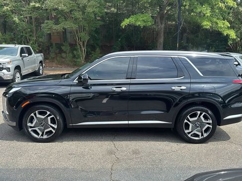 Used 2024 Hyundai Palisade Limited FWD image 8