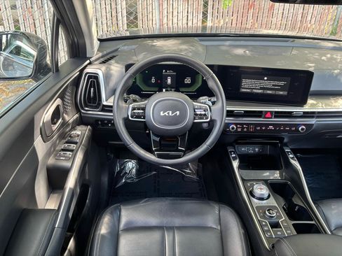 Used 2025 Kia Sorento EX w/ EX Panoramic Sunroof Package AWD/4WD image 19