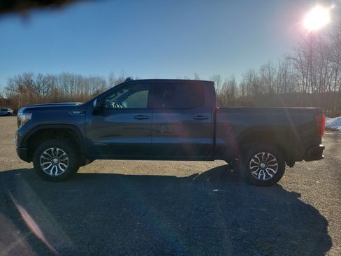 Used 2021 GMC Sierra 1500 AT4 image 8