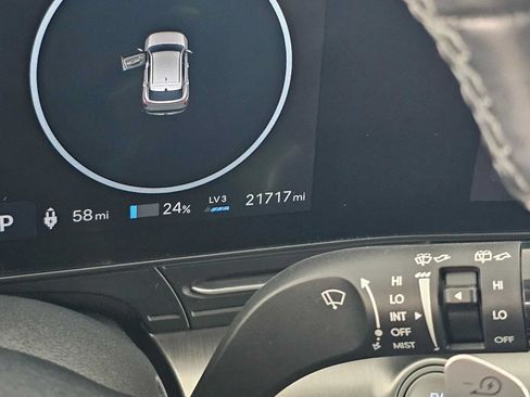 Used 2024 Hyundai Kona SEL FWD image 24