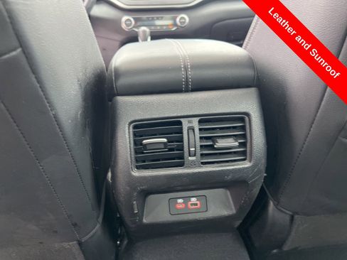 Used 2023 Nissan Altima 2.5 SL FWD image 23