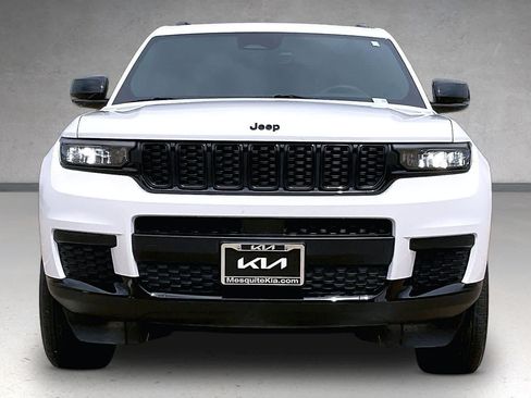 Used 2025 Jeep Grand Cherokee L Altitude RWD image 6