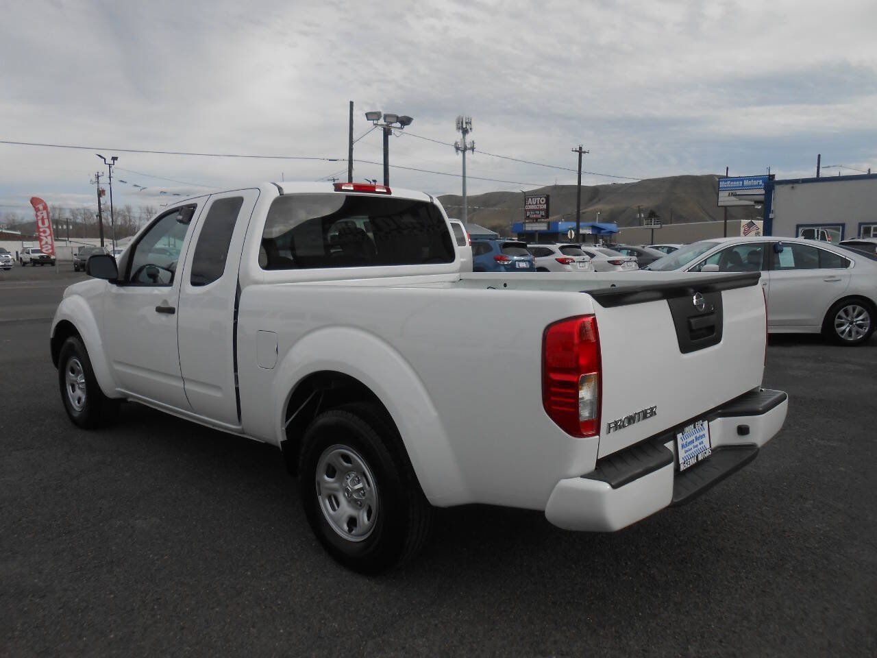 Used 2018 Nissan Frontier S RWD image 7