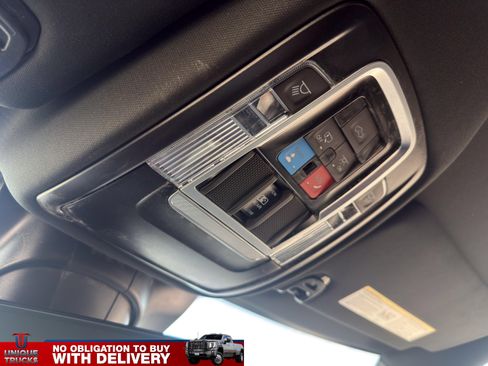 Used 2026 RAM 2500 Laramie AWD/4WD image 39
