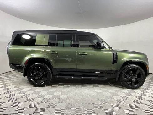 Used 2026 Land Rover Defender 130 X-Dynamic SE image 5