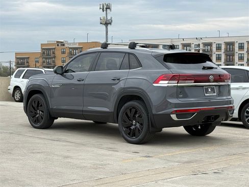 New 2026 Volkswagen Atlas Cross Sport SE image 6