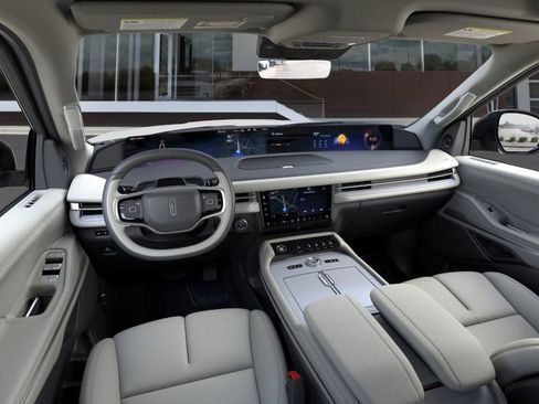 New 2026 Lincoln Navigator L Reserve AWD/4WD image 9