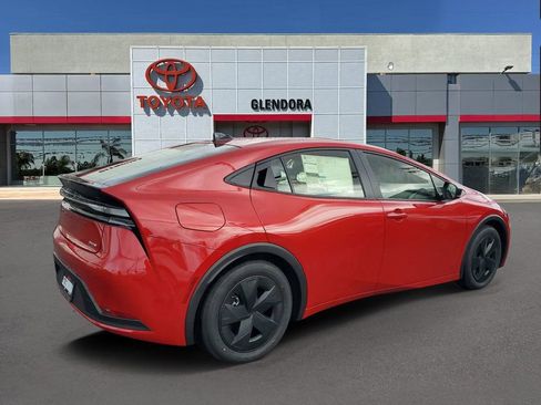 New 2026 Toyota Prius Plug-In Hybrid image 3