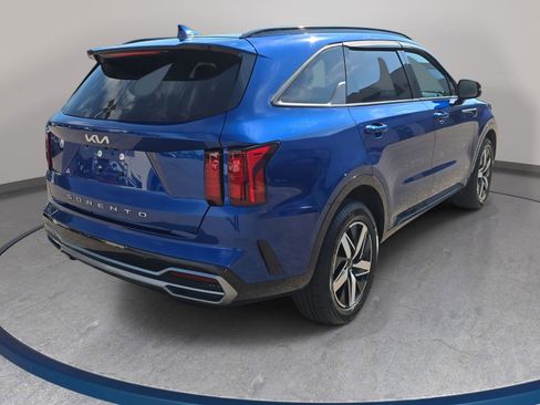 Used 2022 Kia Sorento S w/ Panoramic Sunroof Package FWD image 5