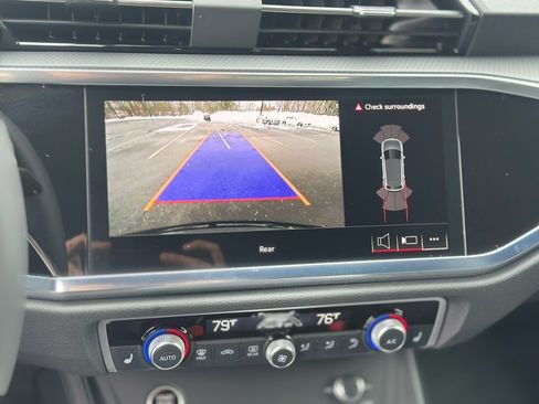 Used 2025 Audi Q3 2.0T Premium w/ Convenience Package image 17