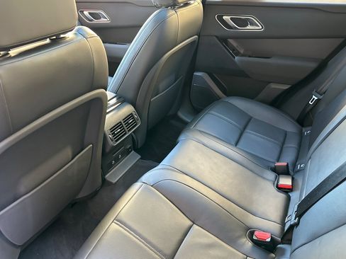 Certified 2025 Land Rover Range Rover Velar Dynamic SE image 12
