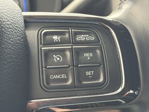 Used 2022 RAM 2500 Limited image 29