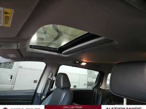 Used 2023 Honda Odyssey EX-L image 9