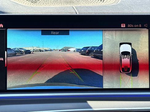 Used 2022 BMW X6 xDrive40i w/ M Sport Package image 25