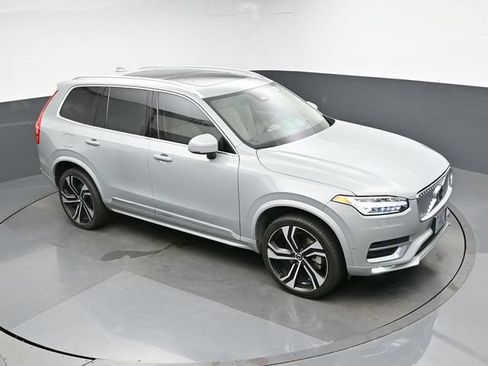 Used 2024 Volvo XC90 B6 Ultimate w/ Lounge Package AWD/4WD image 45