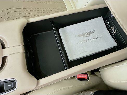 Used 2017 Aston Martin DB11 V12 RWD image 55