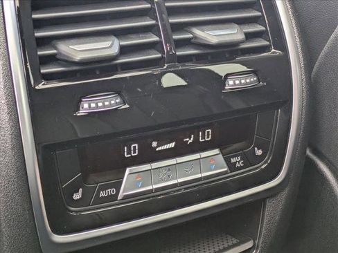 Used 2019 BMW X5 xDrive40i w/ M Sport Package image 20