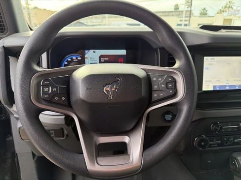 Used 2023 Ford Bronco 2-Door w/ Sasquatch Package image 11