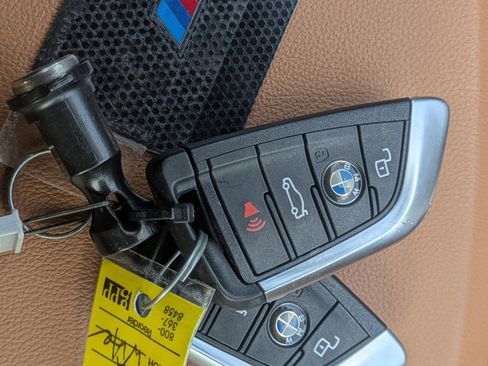 Used 2026 BMW M440i Coupe RWD image 36