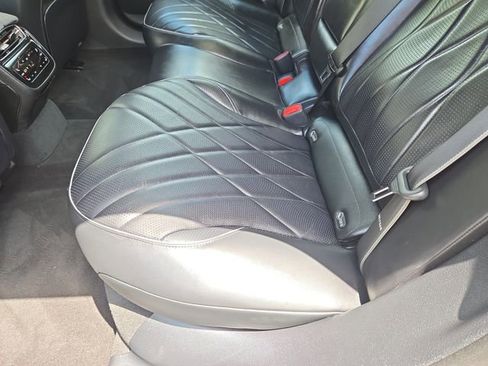 Used 2024 Mercedes-Benz EQS 580 4MATIC Sedan image 30