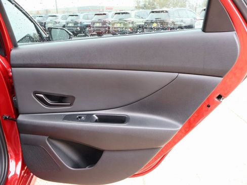 New 2025 Hyundai Elantra Sport image 12