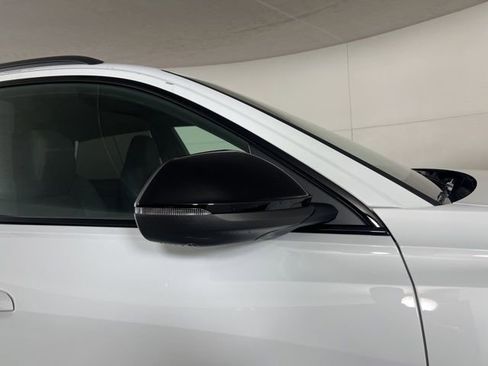 New 2026 Audi SQ8 Prestige image 9