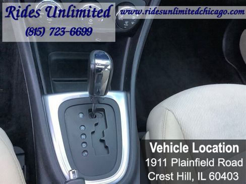 Used 2011 Chrysler 200 Touring image 18