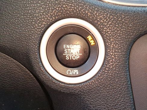 Used 2018 Dodge Charger SXT Plus w/ Blacktop Package image 25