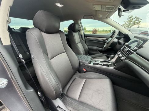 Used 2021 Honda Accord LX image 21