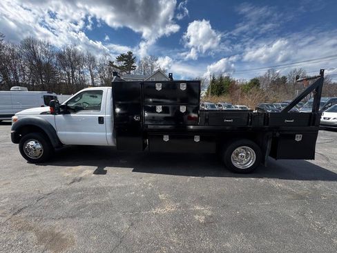 Used 2016 Ford F550 2WD Regular Cab Super Duty image 3